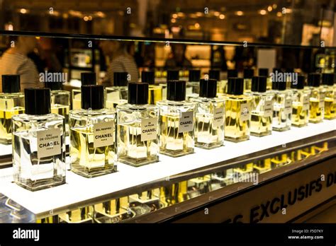 galeries lafayette parfum chanel